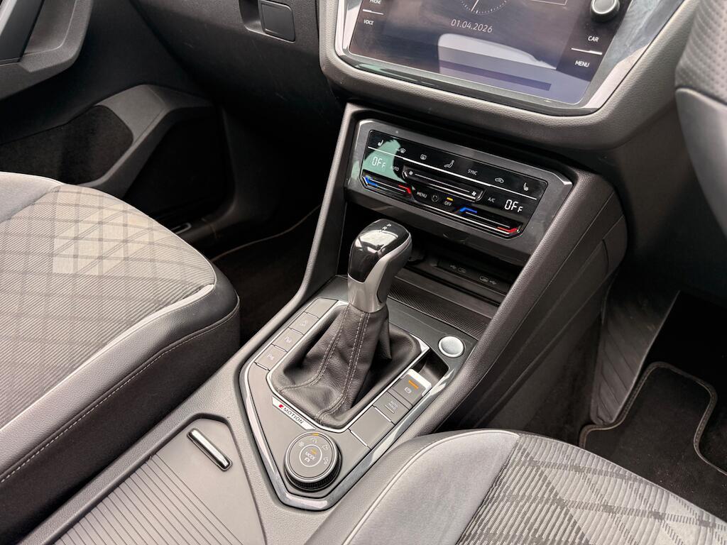 Volkswagen Tiguan - Image 41