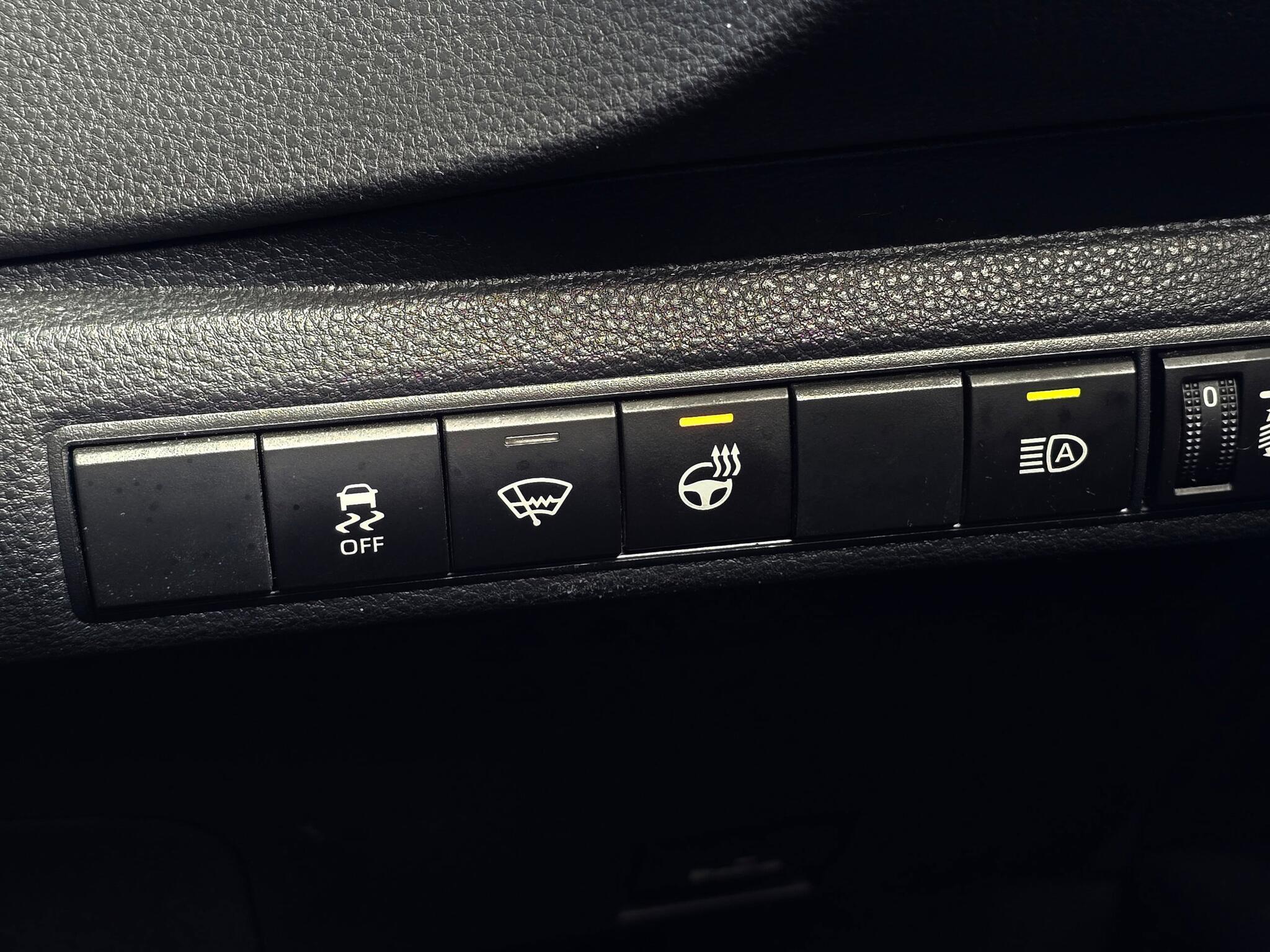 Suzuki Swace - Image 12
