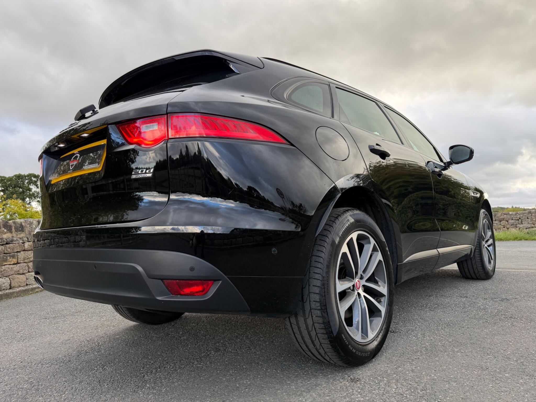 Jaguar F-Pace - Image 14