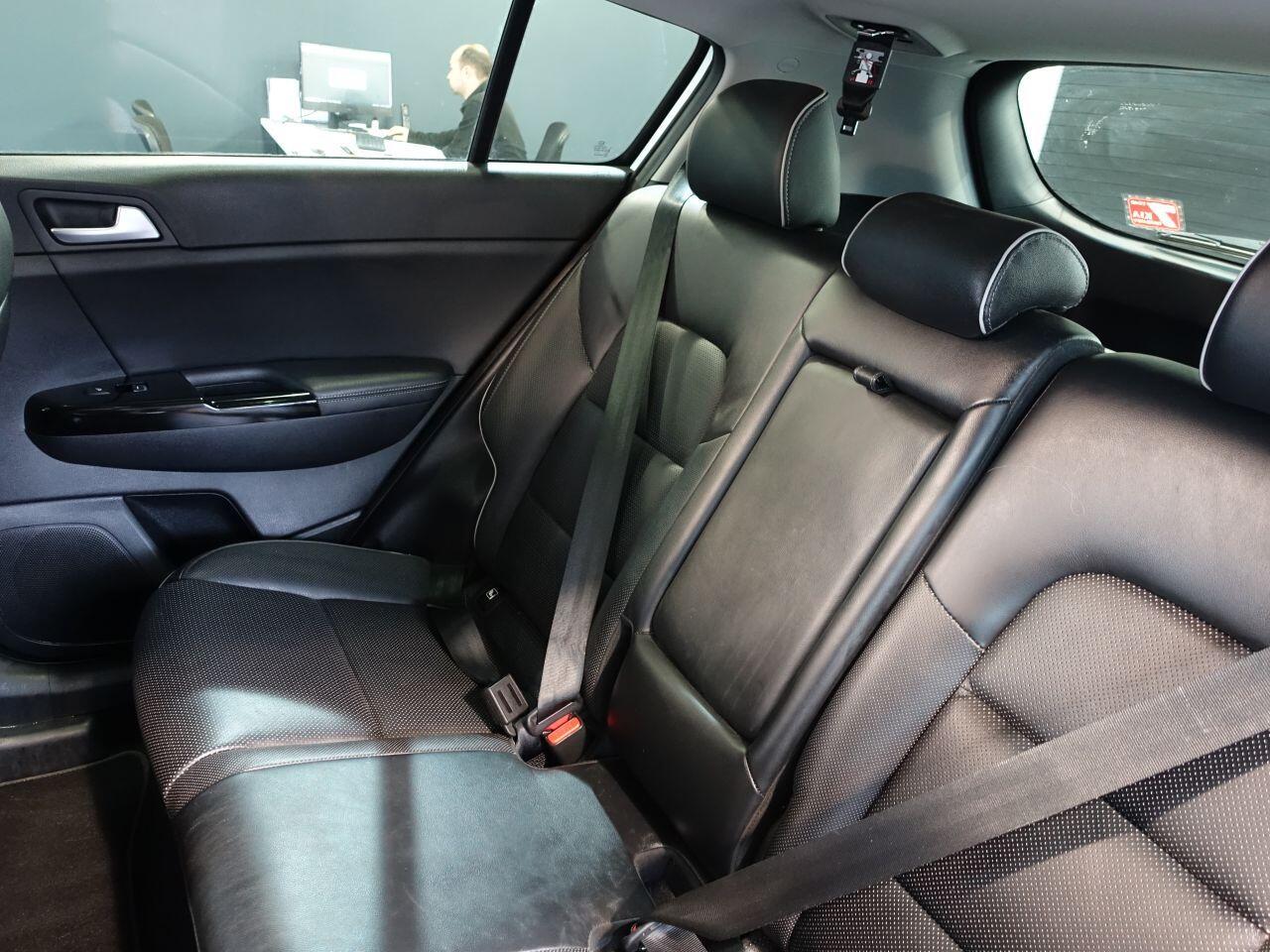 Kia Sportage - Image 19