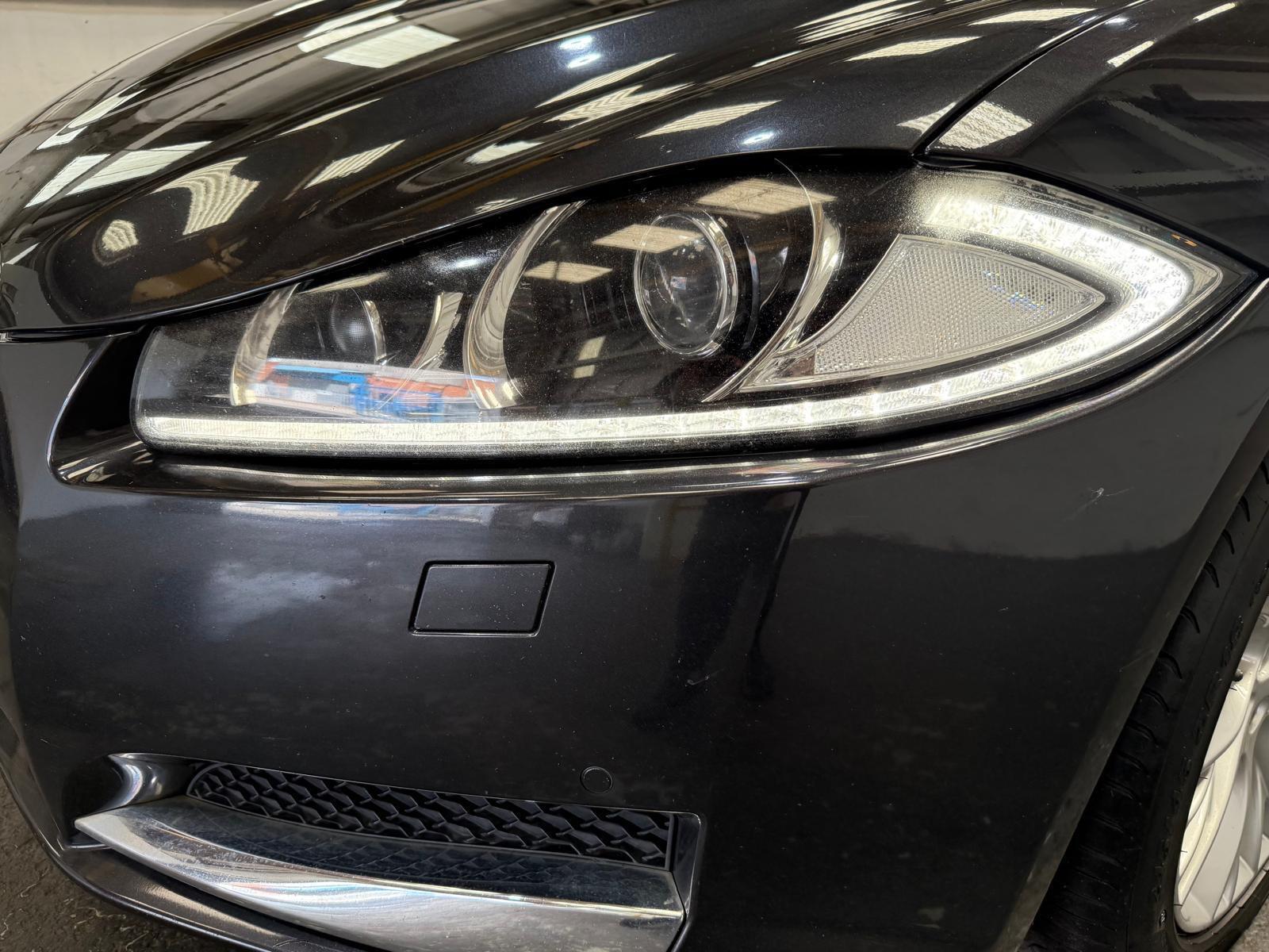 Jaguar XF - Image 10