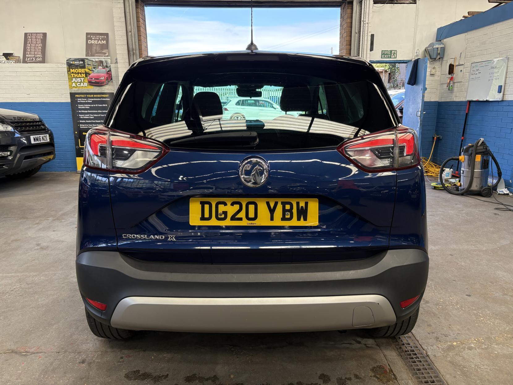 Vauxhall Crossland X - Image 8