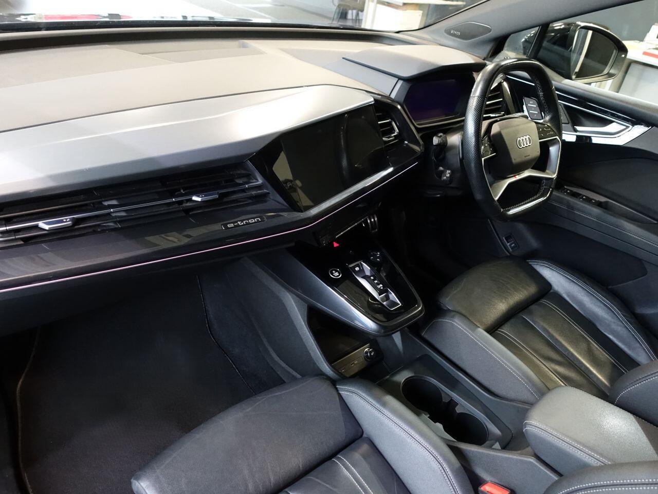Audi Q4 E-Tron - Image 12