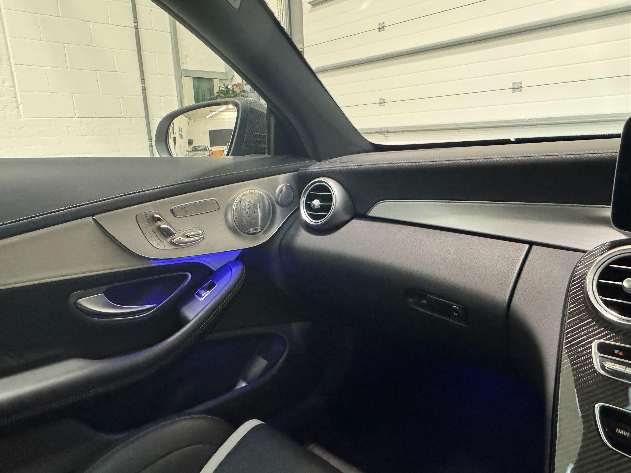 Mercedes C Class - Image 45