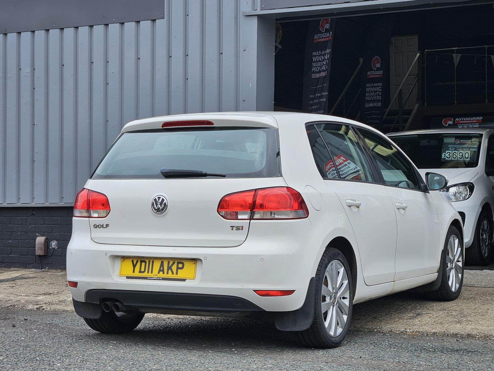 Volkswagen Golf - Image 6