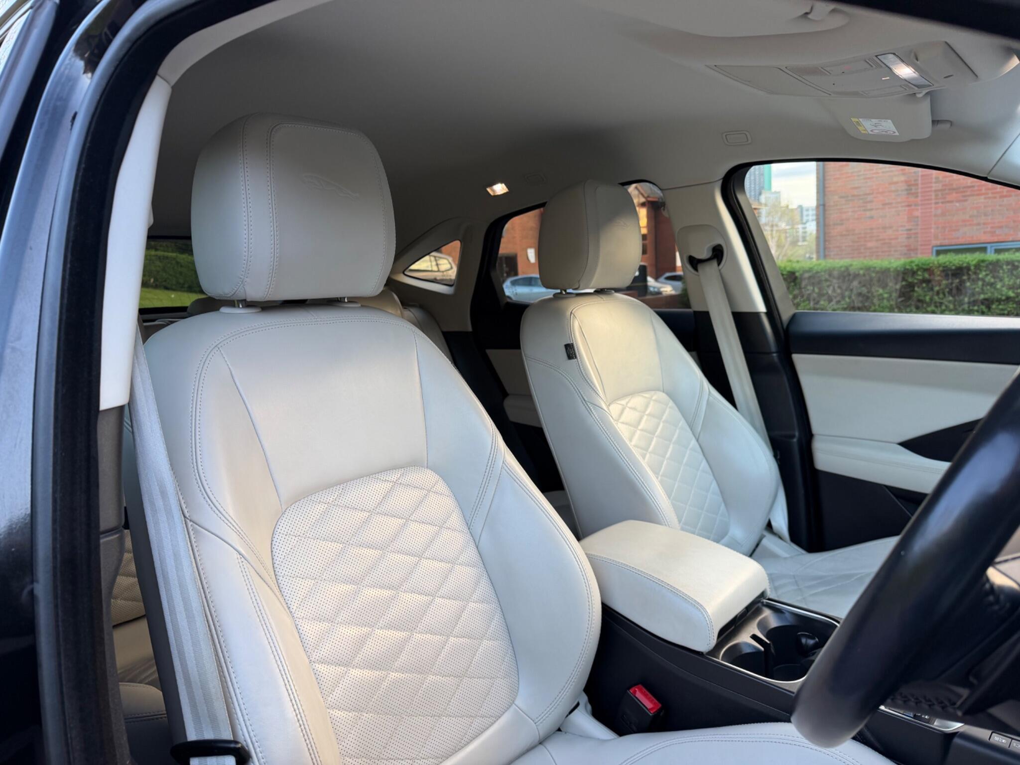 Jaguar E-Pace - Image 30