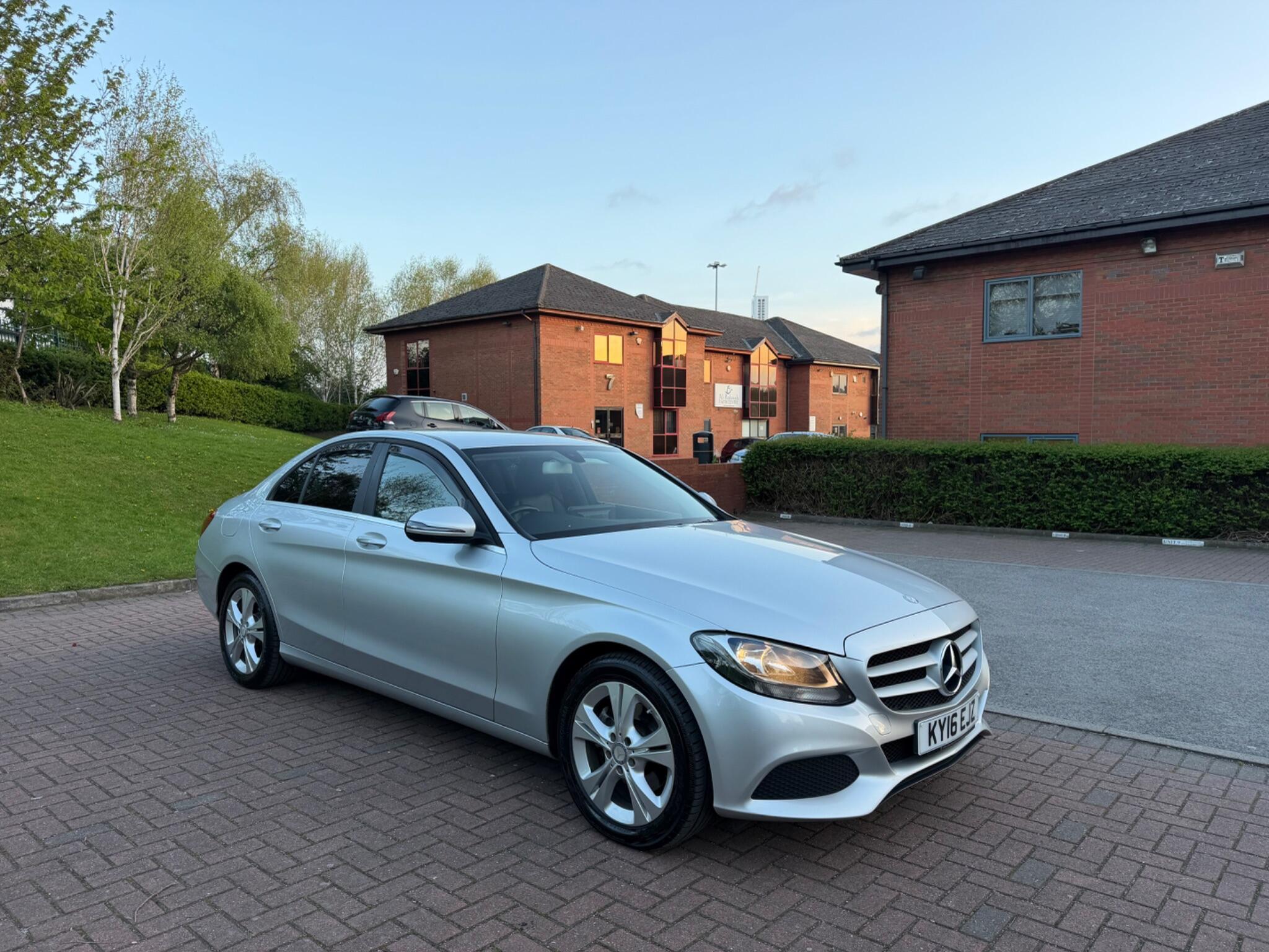 Mercedes C Class - Image 2
