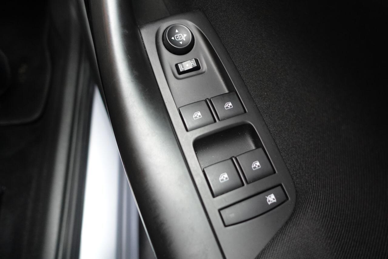 Vauxhall Astra - Image 35