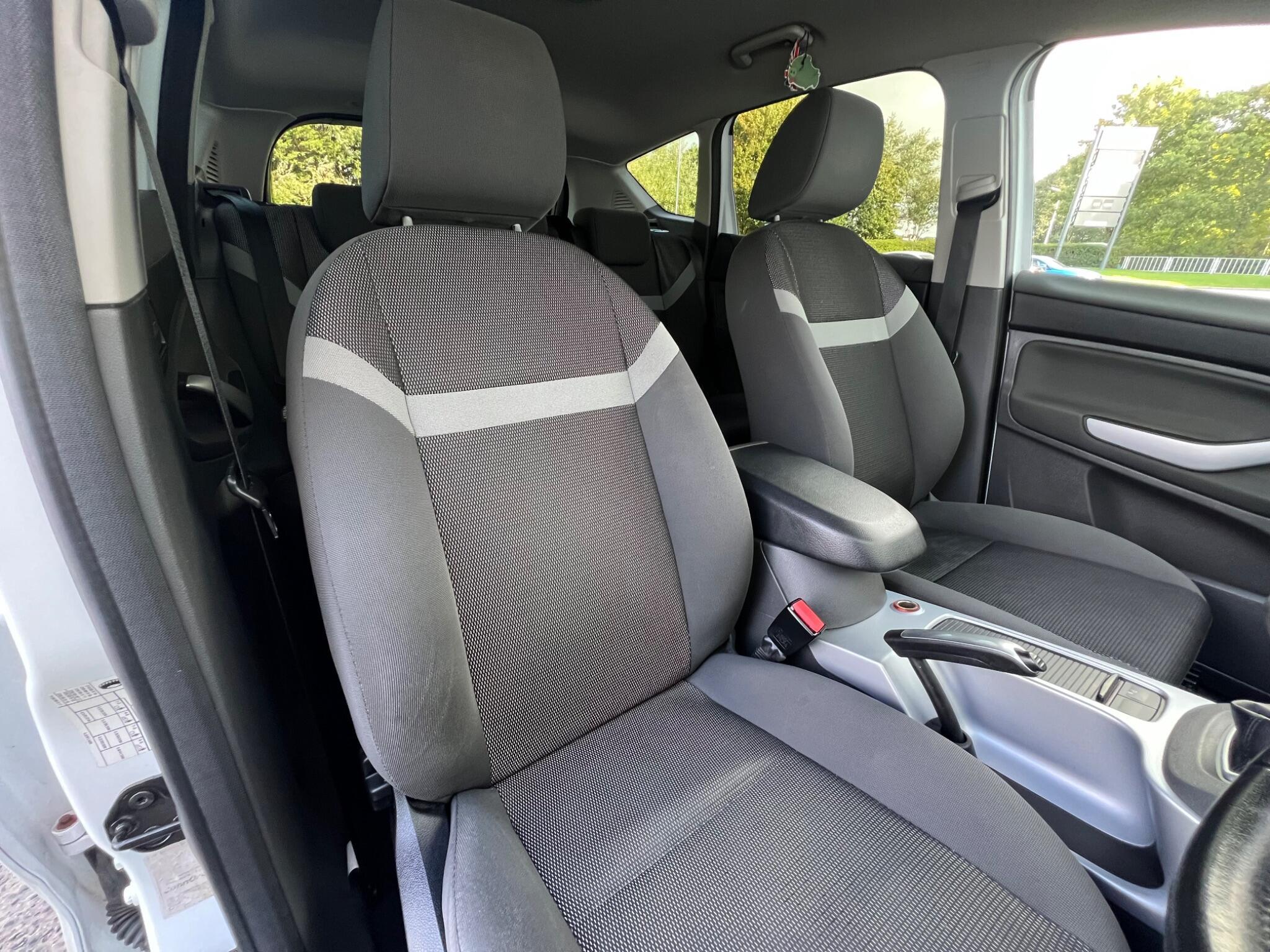 Ford Kuga - Image 24