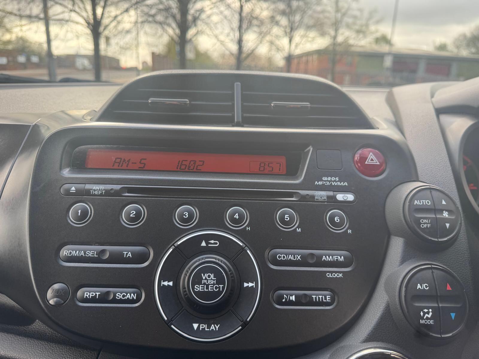 Honda Jazz - Image 33