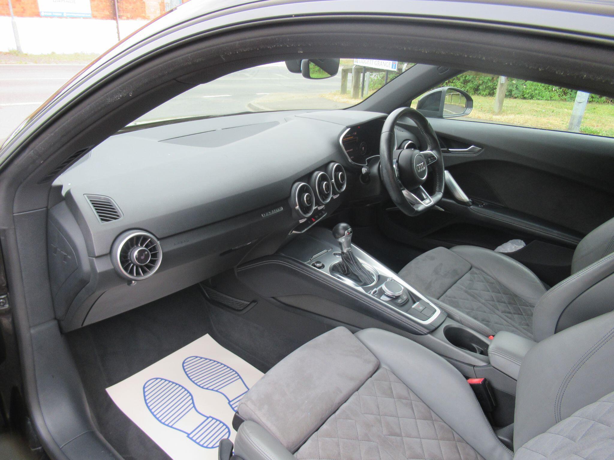 Audi TT - Image 14