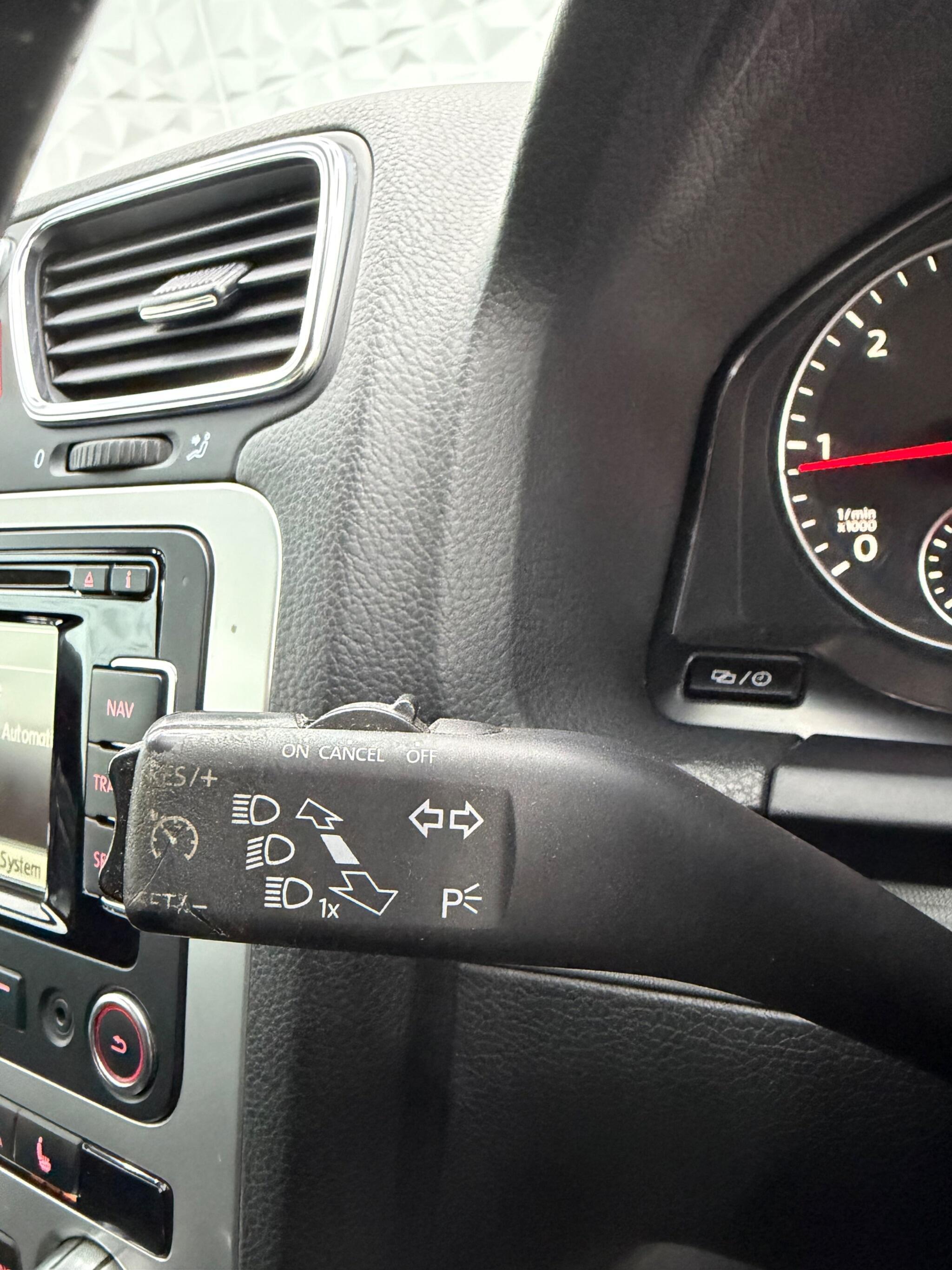 Volkswagen Scirocco - Image 23