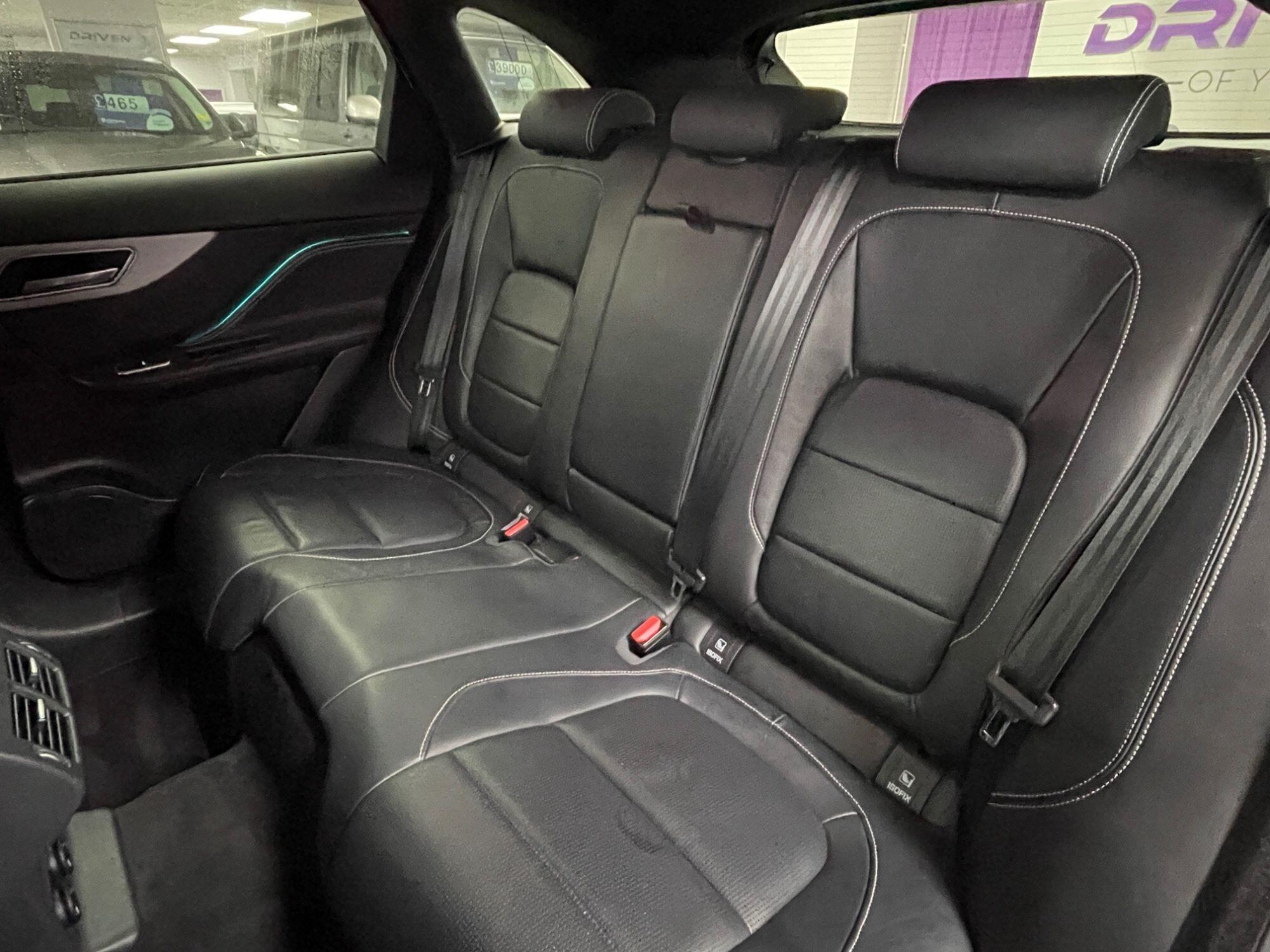 Jaguar F-Pace - Image 28