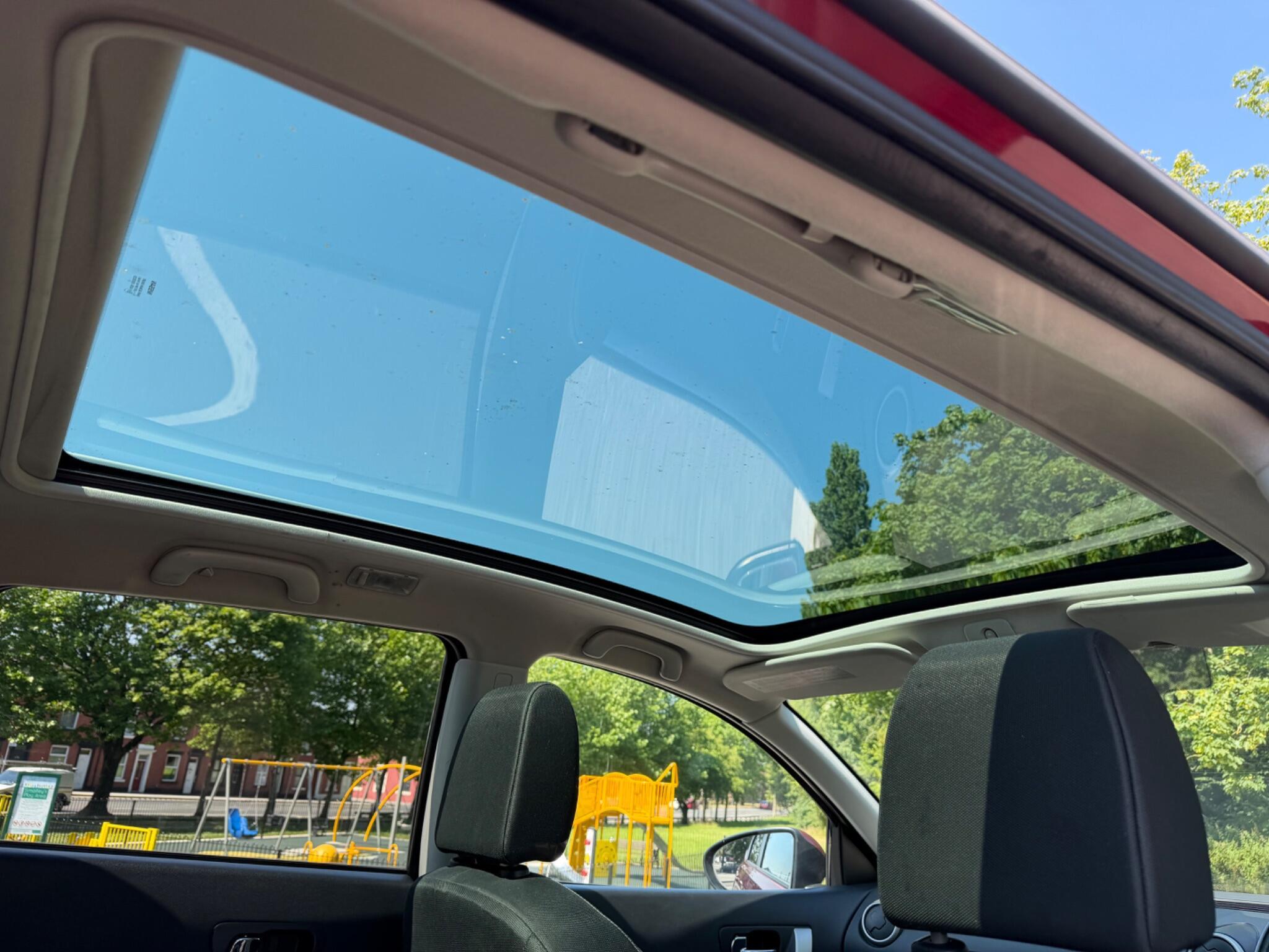 Nissan QASHQAI+2 - Image 9