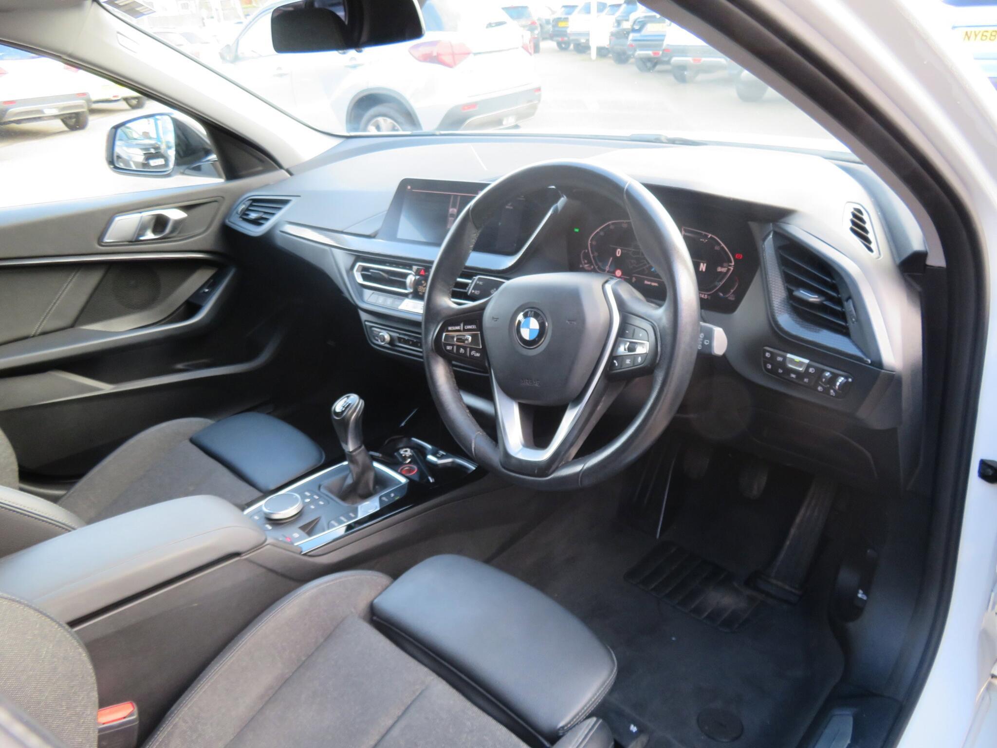 BMW 1 Series - Image 13