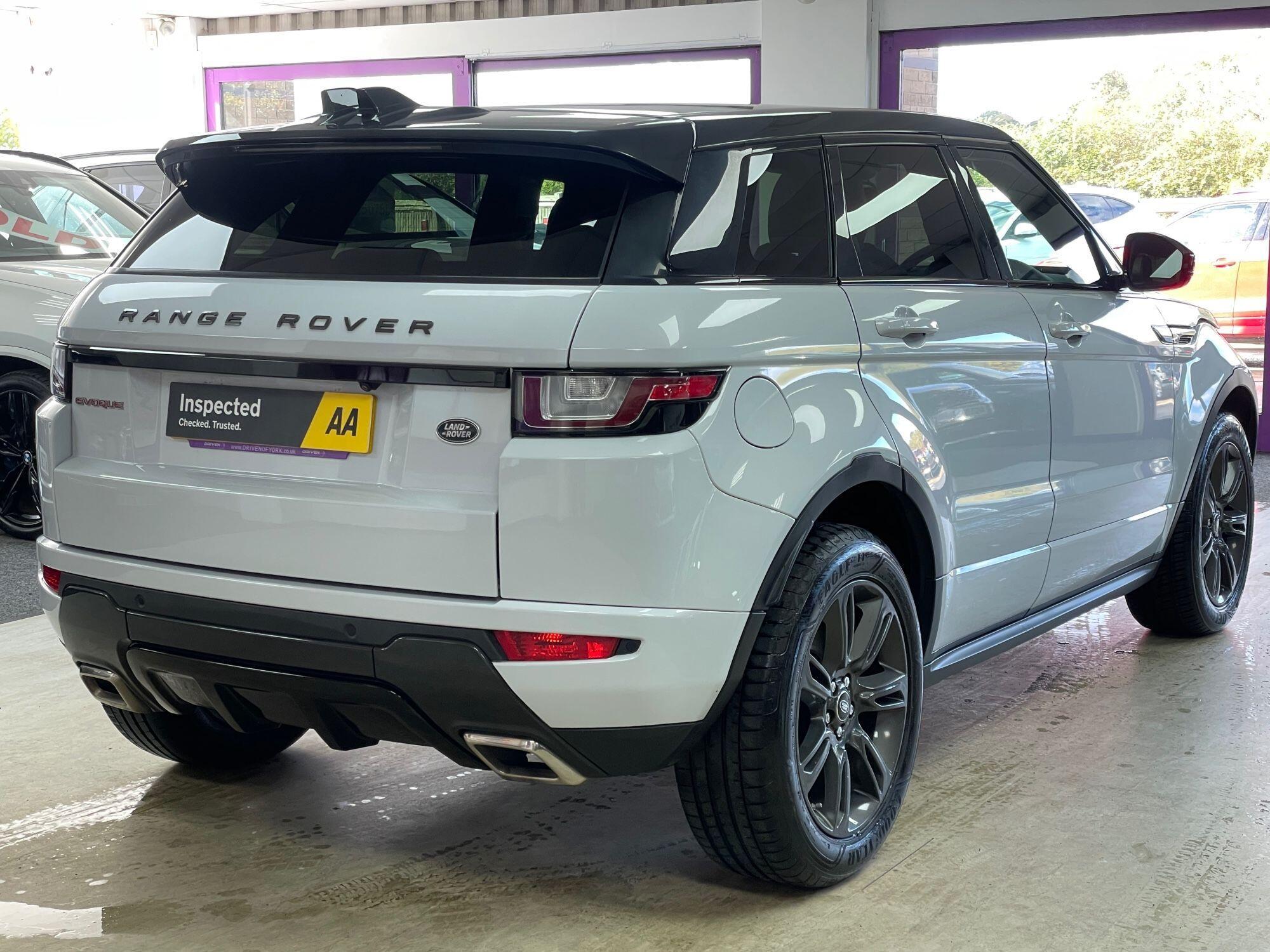 Land Rover Range Rover Evoque - Image 10