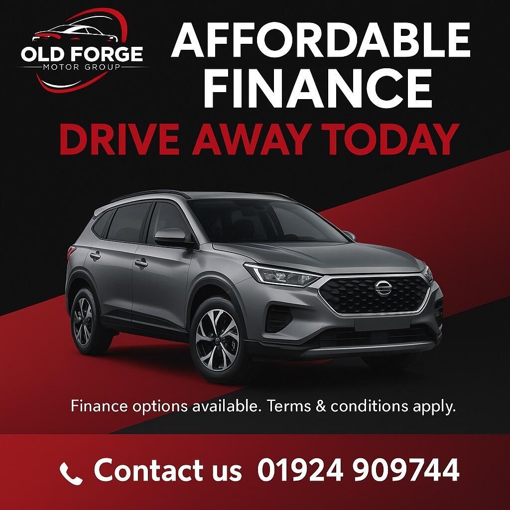 Audi Q3 - Image 11