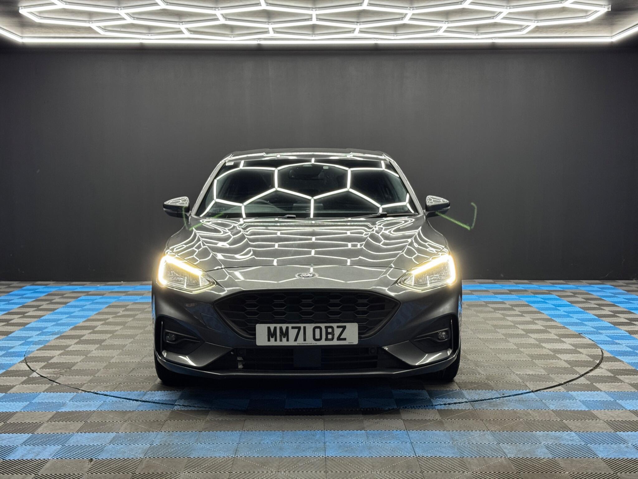 Ford Focus - Image 2