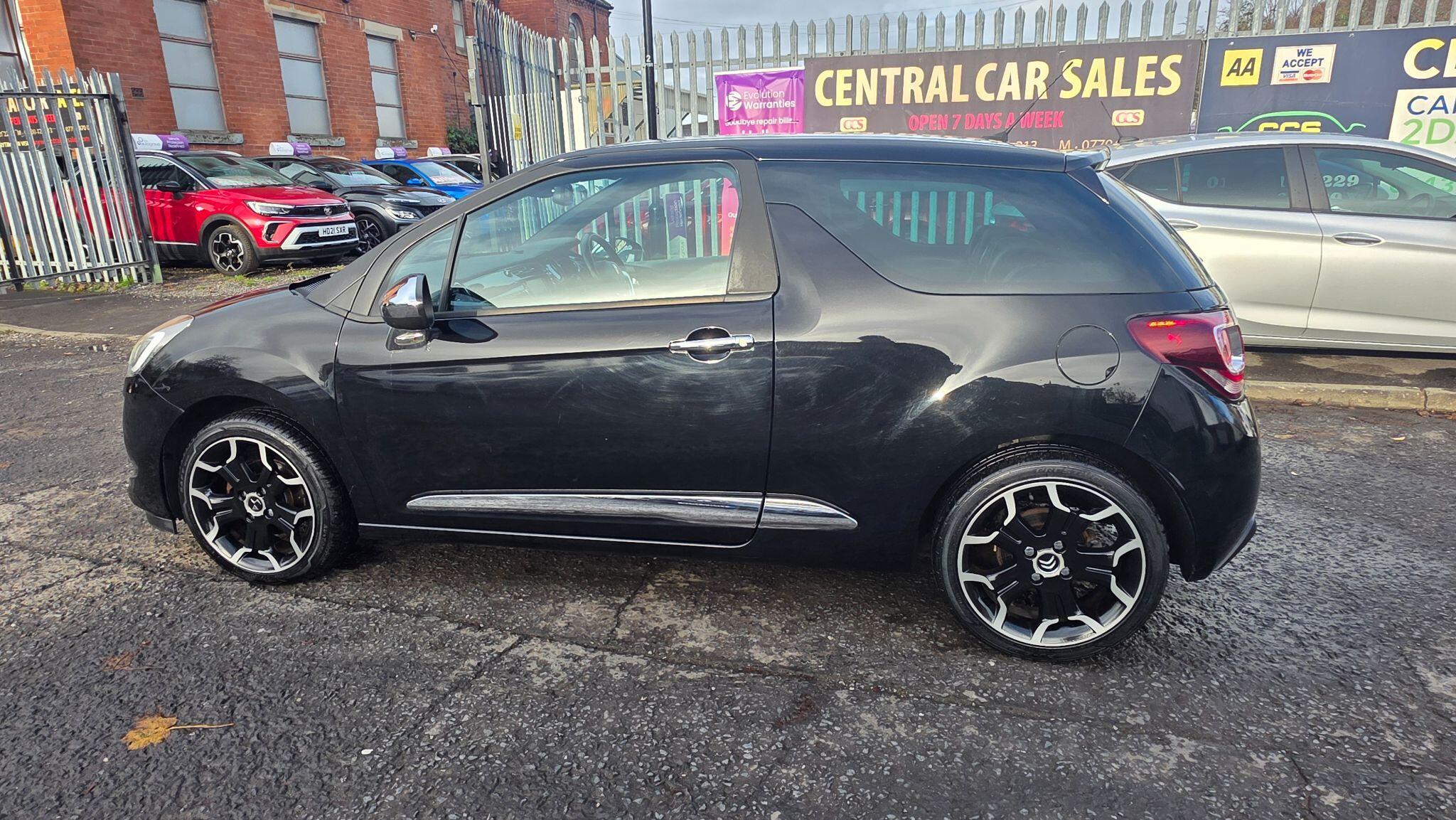 DS AUTOMOBILES DS 3 - Image 14