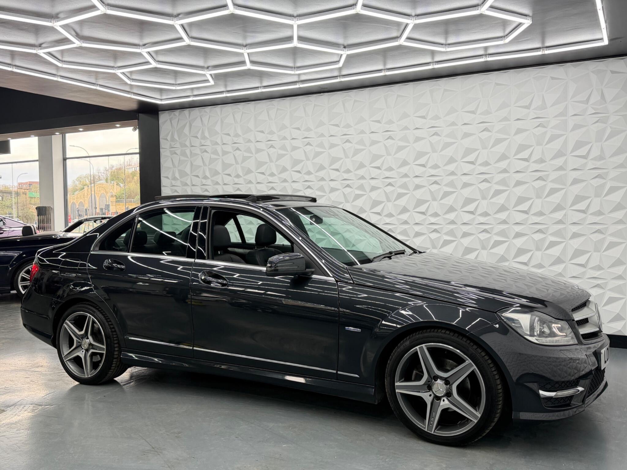 Mercedes C Class - Image 11
