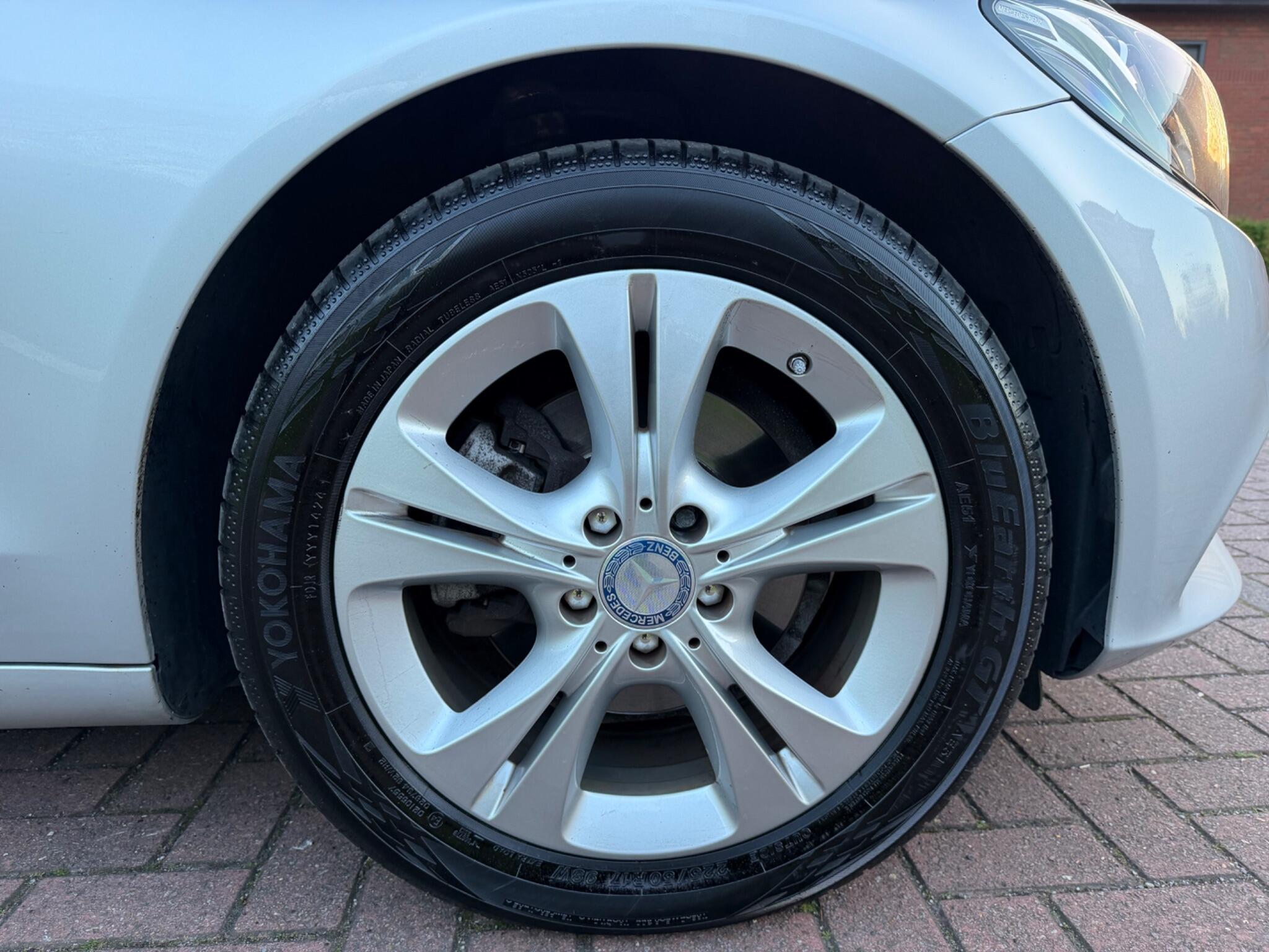 Mercedes C Class - Image 25