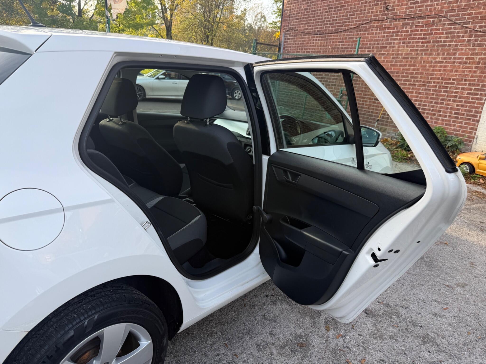Skoda Fabia - Image 20