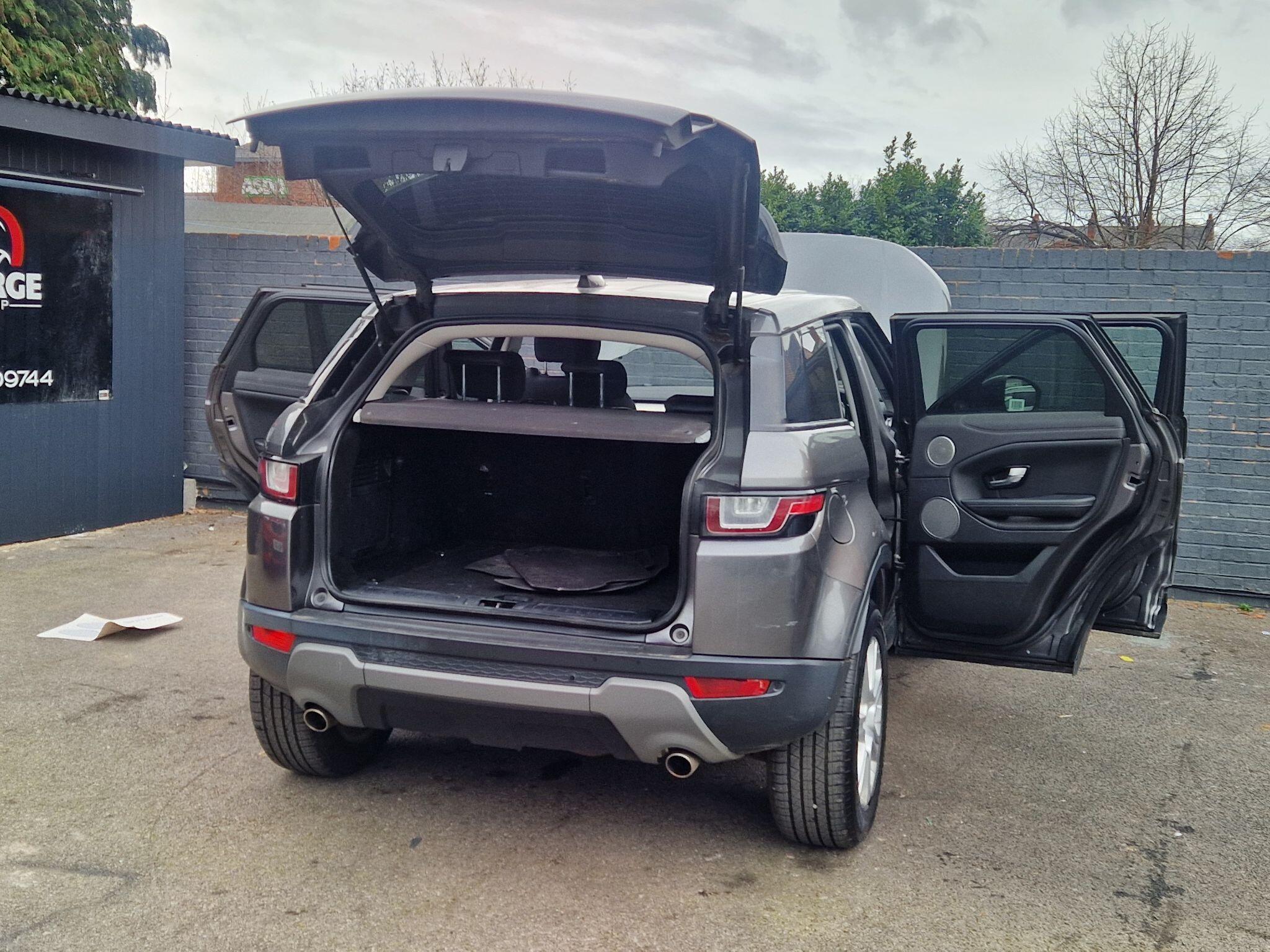 Land Rover Range Rover Evoque - Image 23