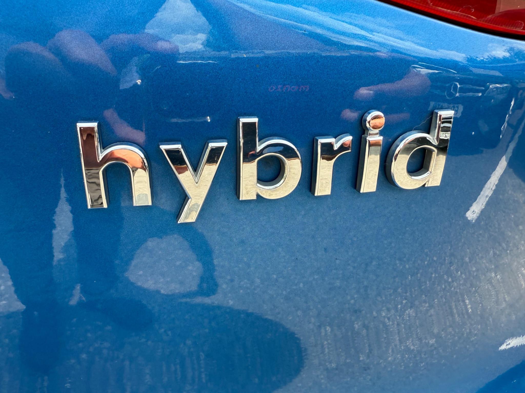 Hyundai Ioniq - Image 21