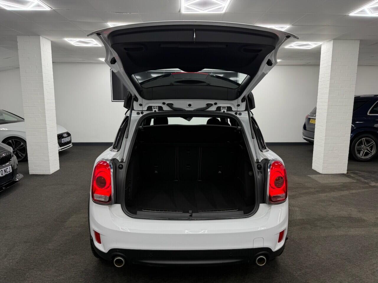 MINI Countryman - Image 19