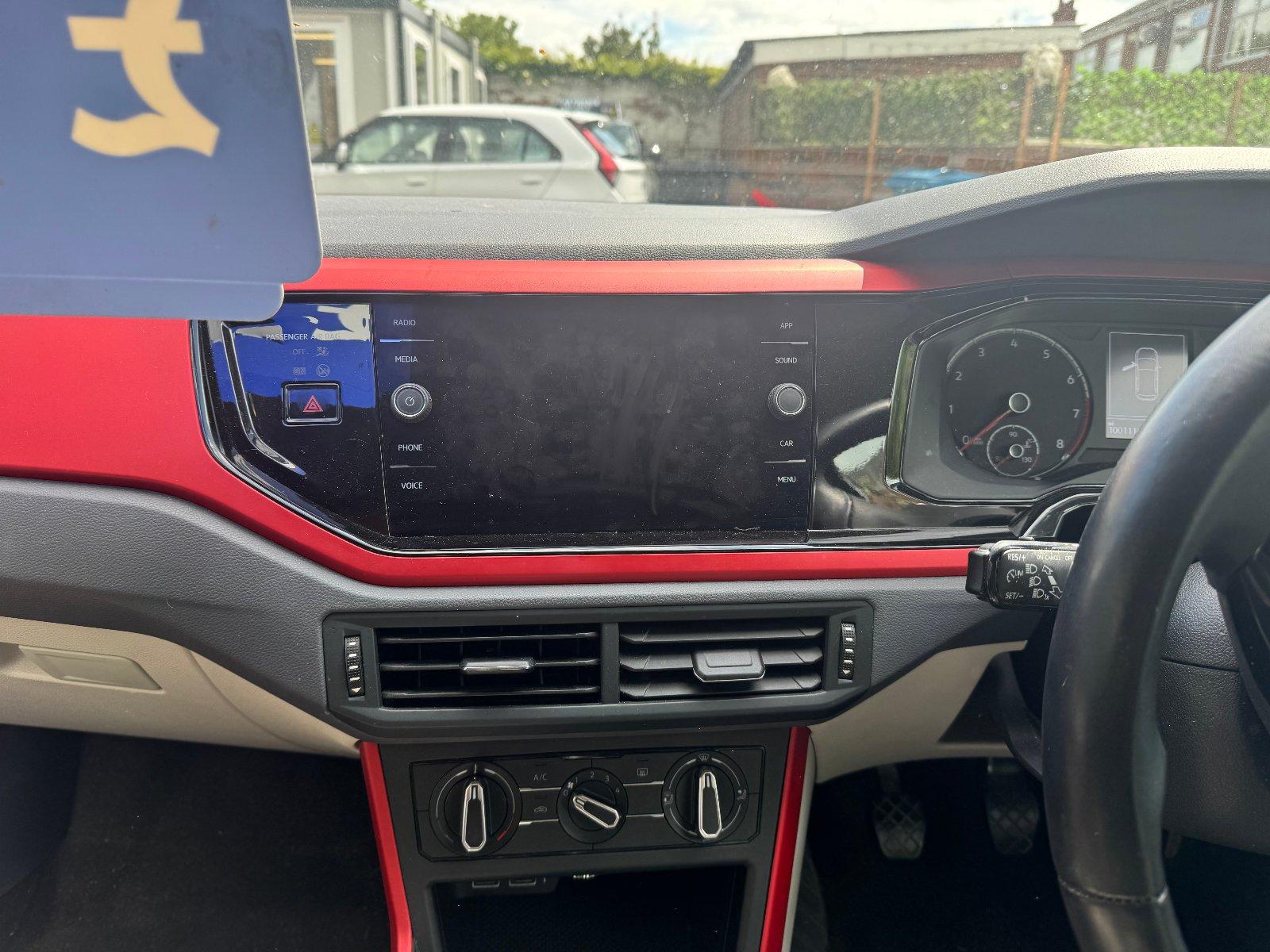 Volkswagen Polo - Image 4