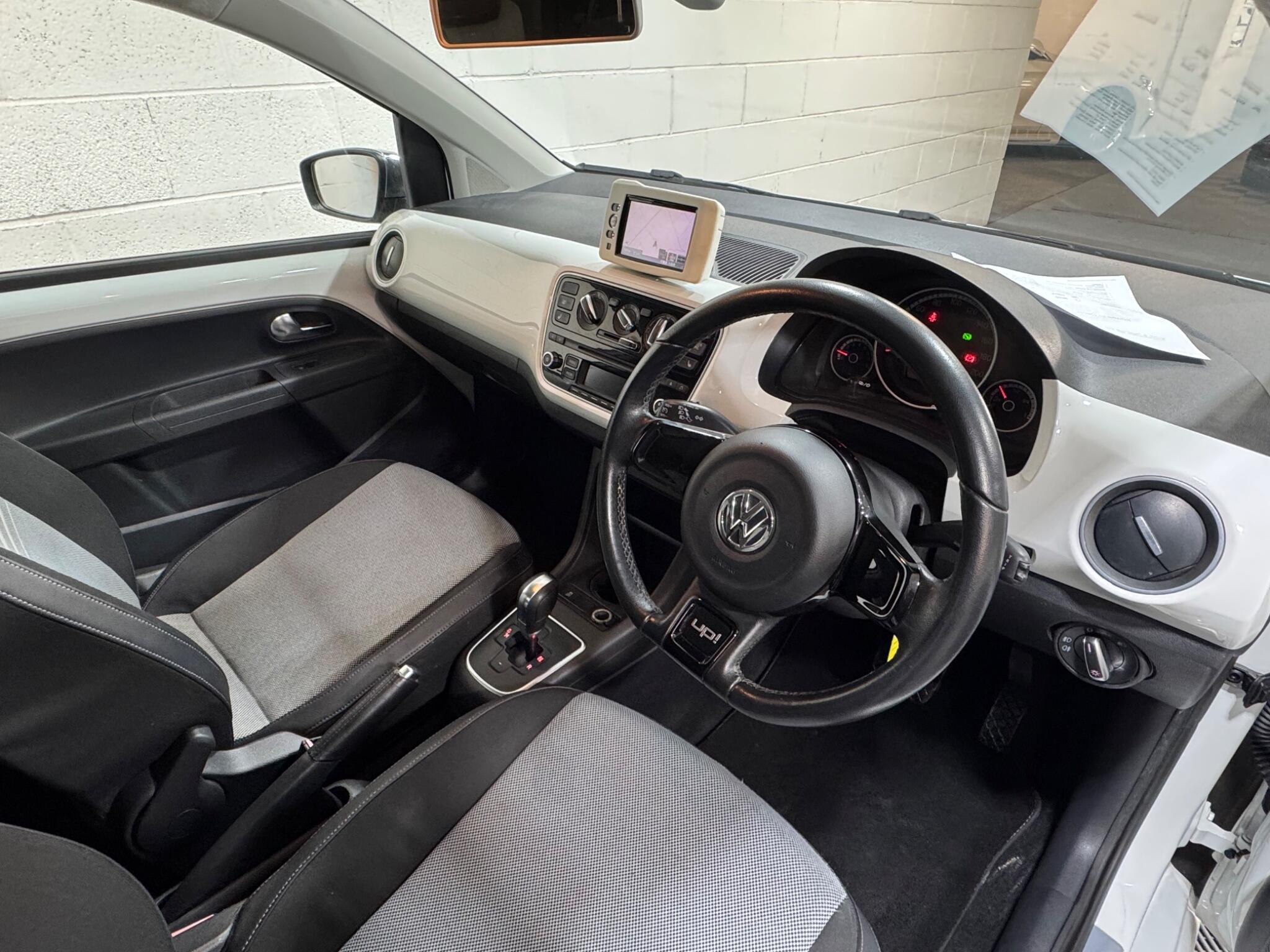 Volkswagen up! - Image 8