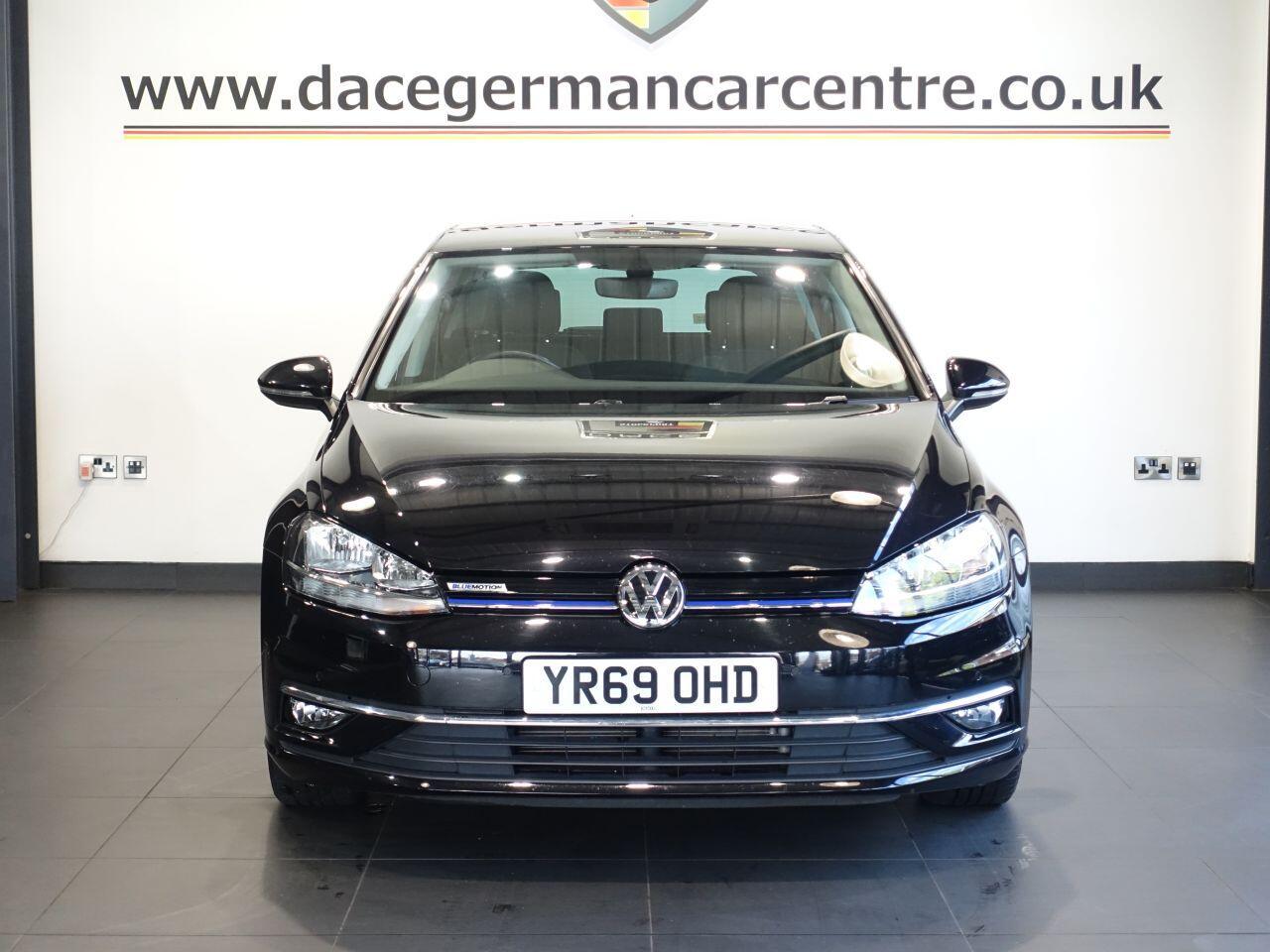 Volkswagen Golf - Image 4