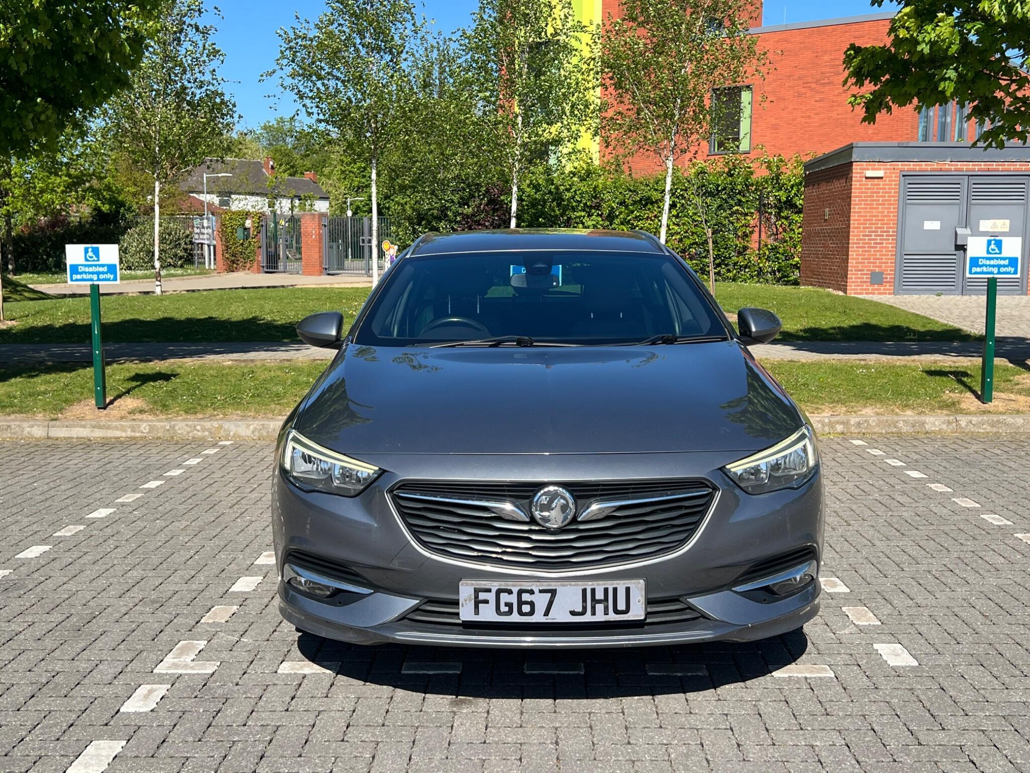 Vauxhall Insignia - Image 9