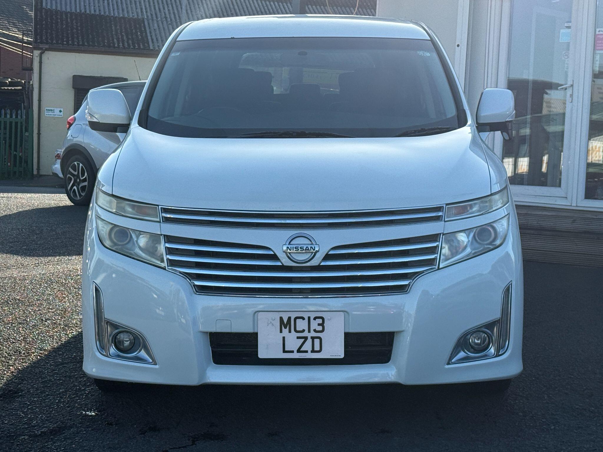 Nissan Elgrand - Image 4