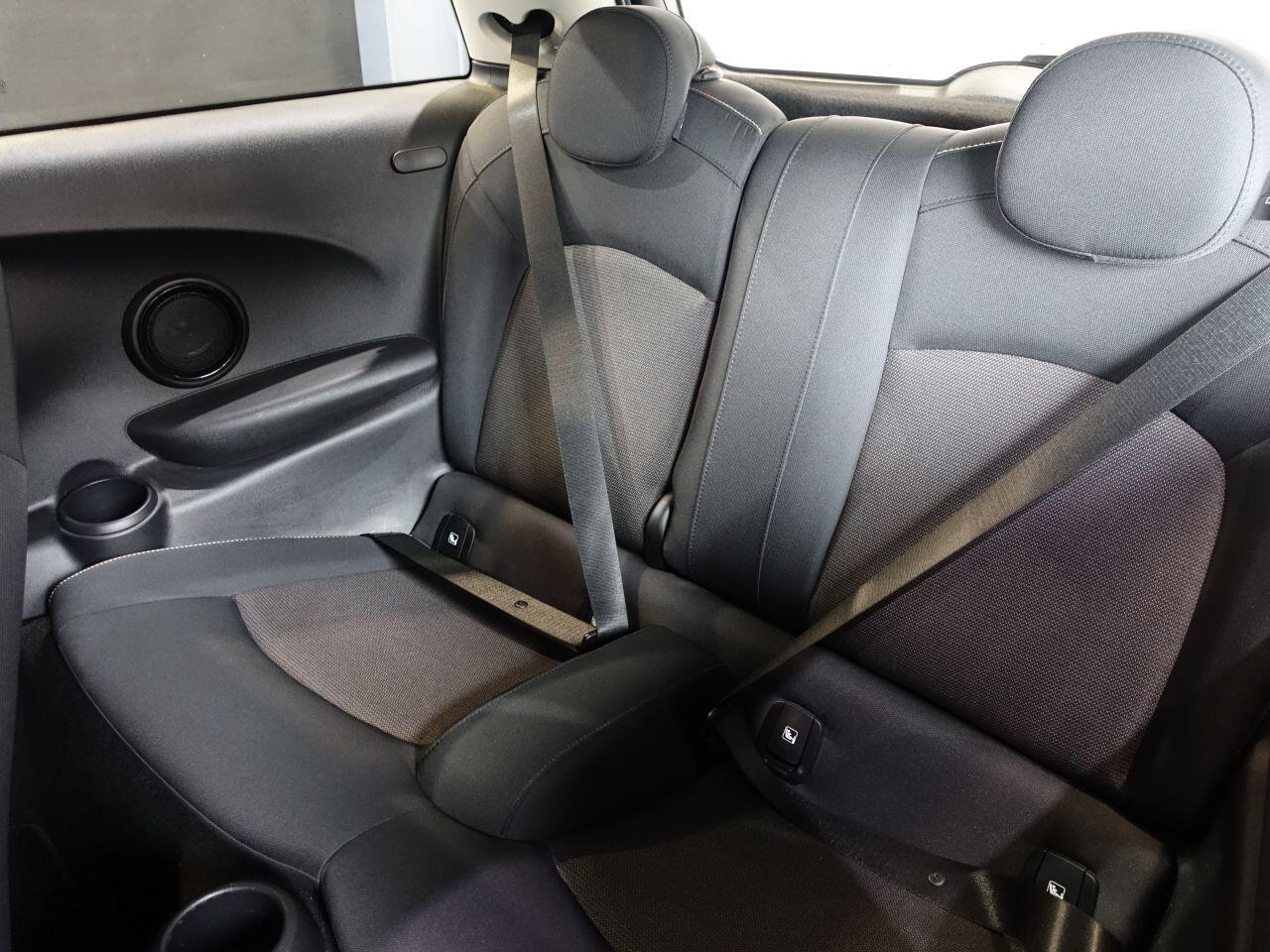 MINI Hatch - Image 12