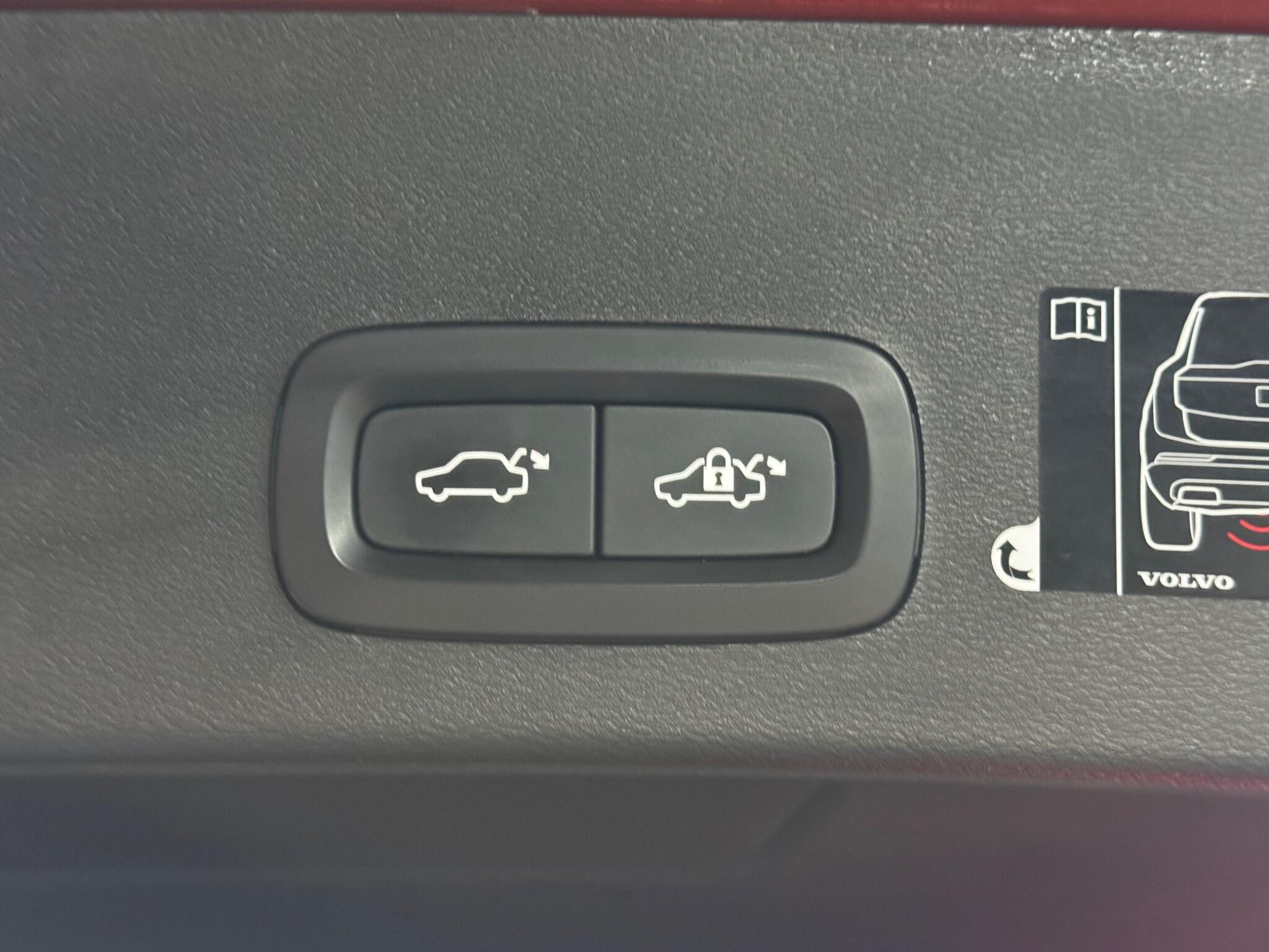 Volvo XC40 - Image 39