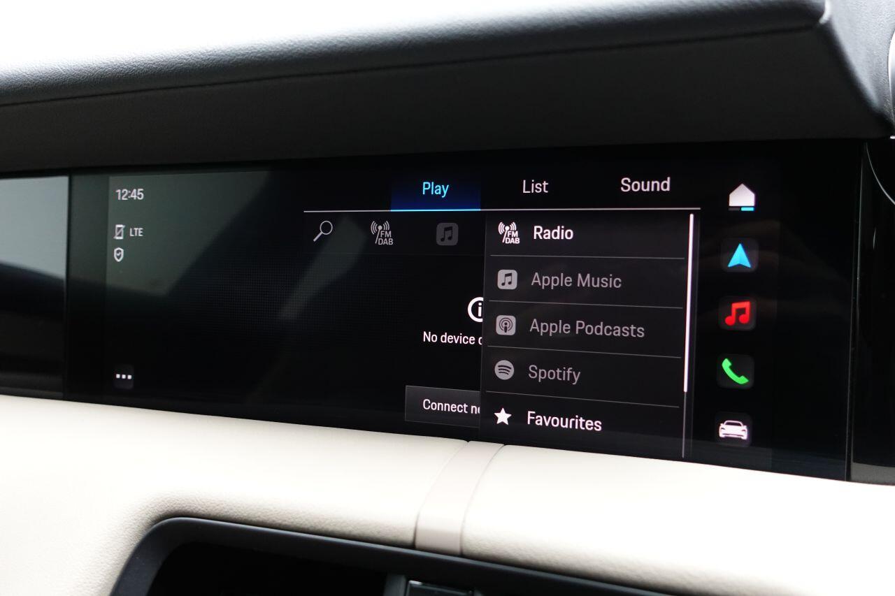 Porsche Taycan - Image 17