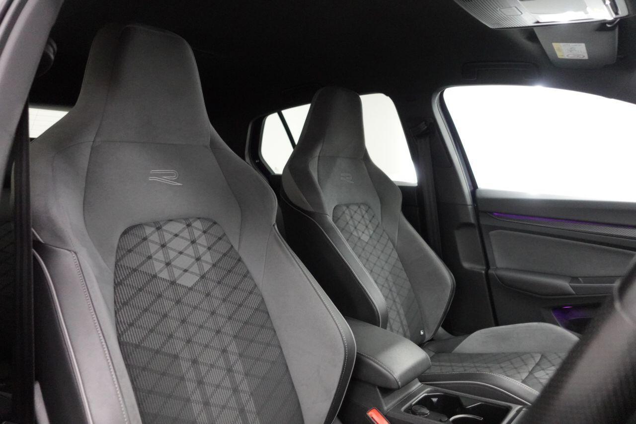 Volkswagen Golf - Image 2
