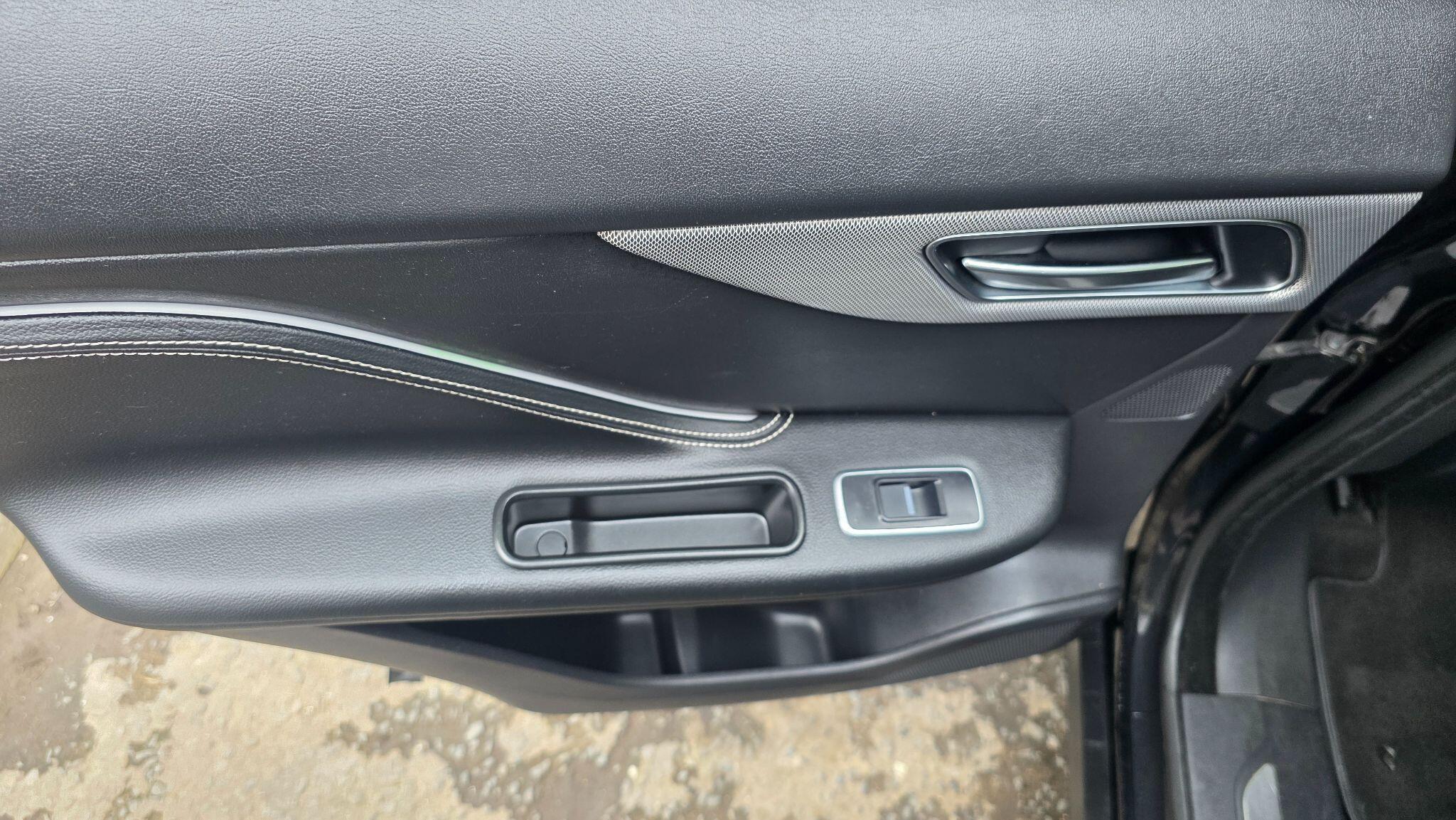 Jaguar F-Pace - Image 48