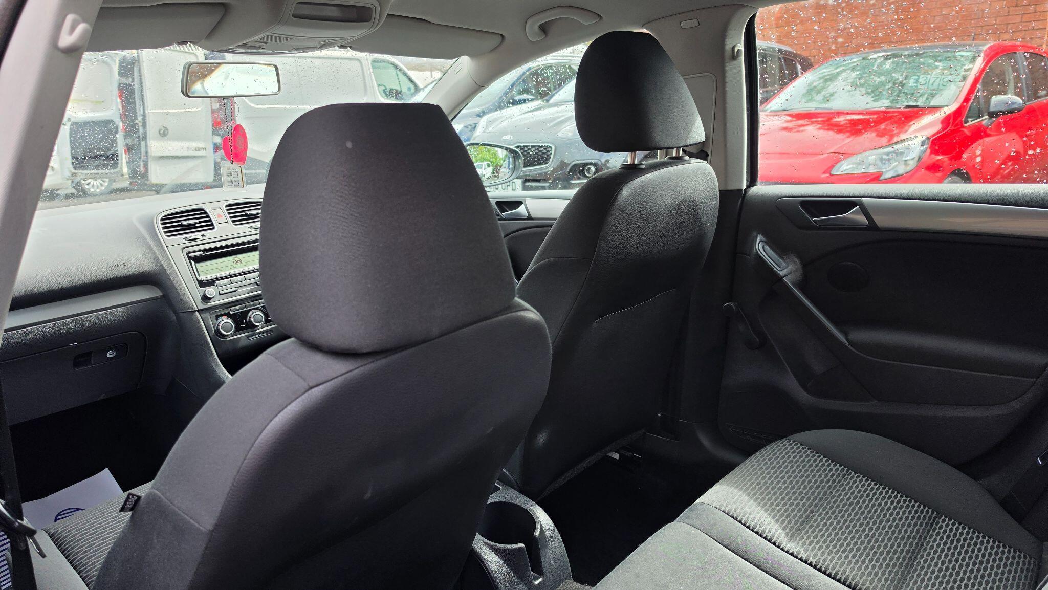 Volkswagen Golf - Image 17
