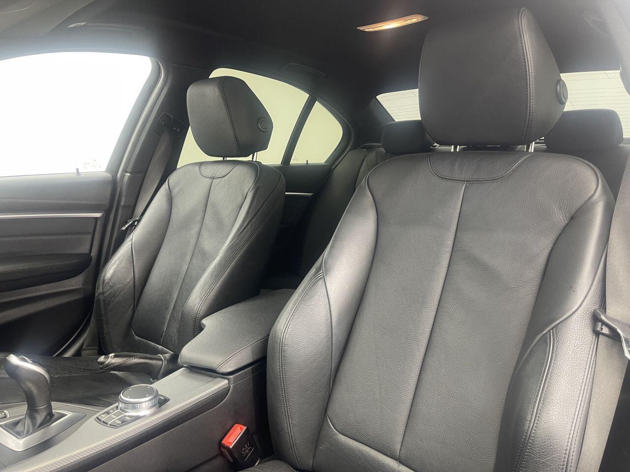 BMW 3 Series - Image 25