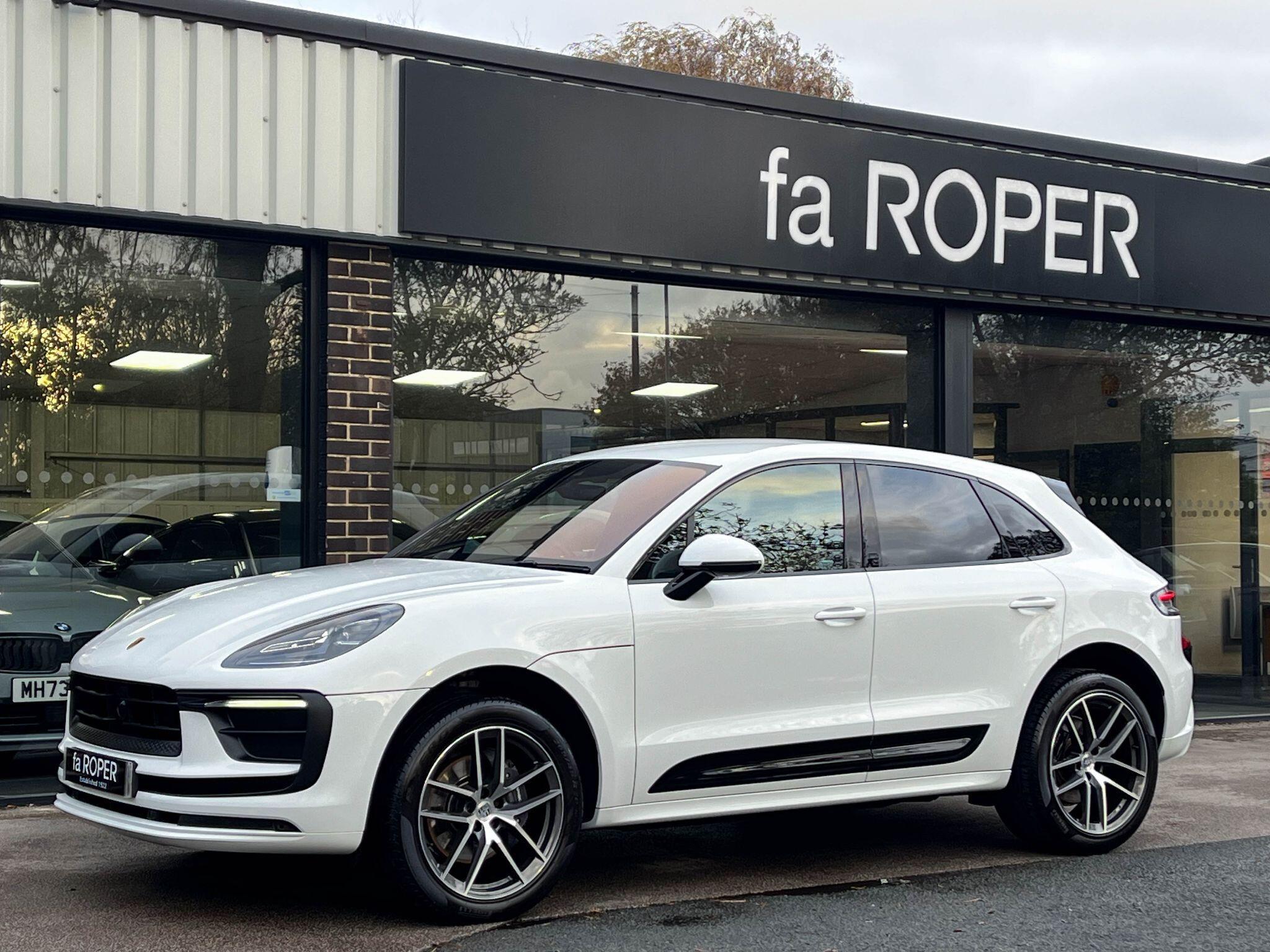Porsche Macan - Image 2