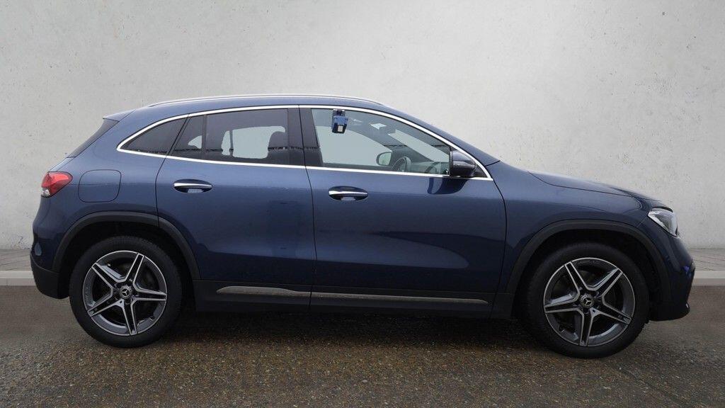 Mercedes-benz GLA - Image 7