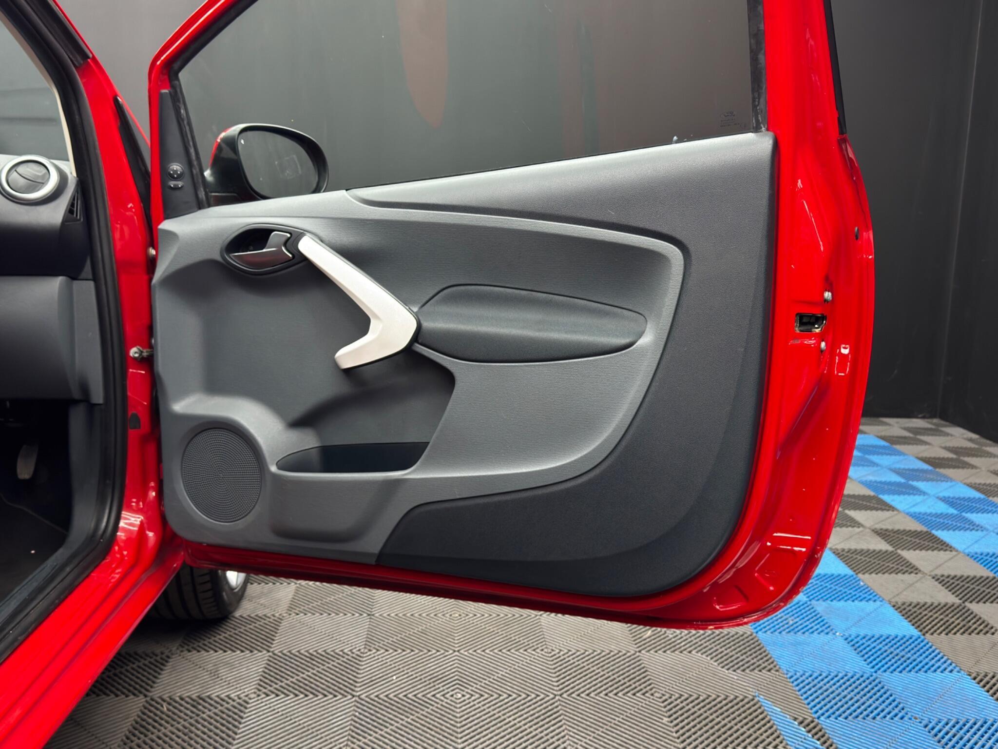 Ford KA - Image 28
