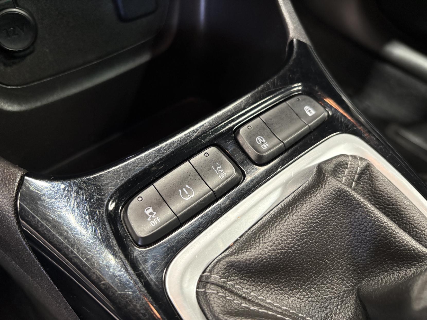Vauxhall Crossland X - Image 20