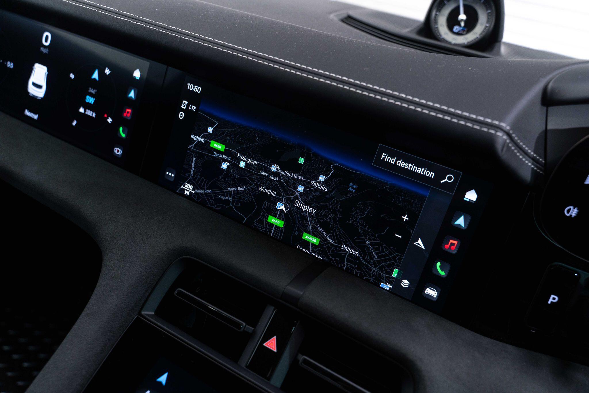 Porsche Taycan - Image 38