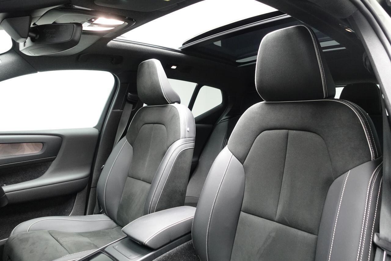 Volvo XC40 - Image 18