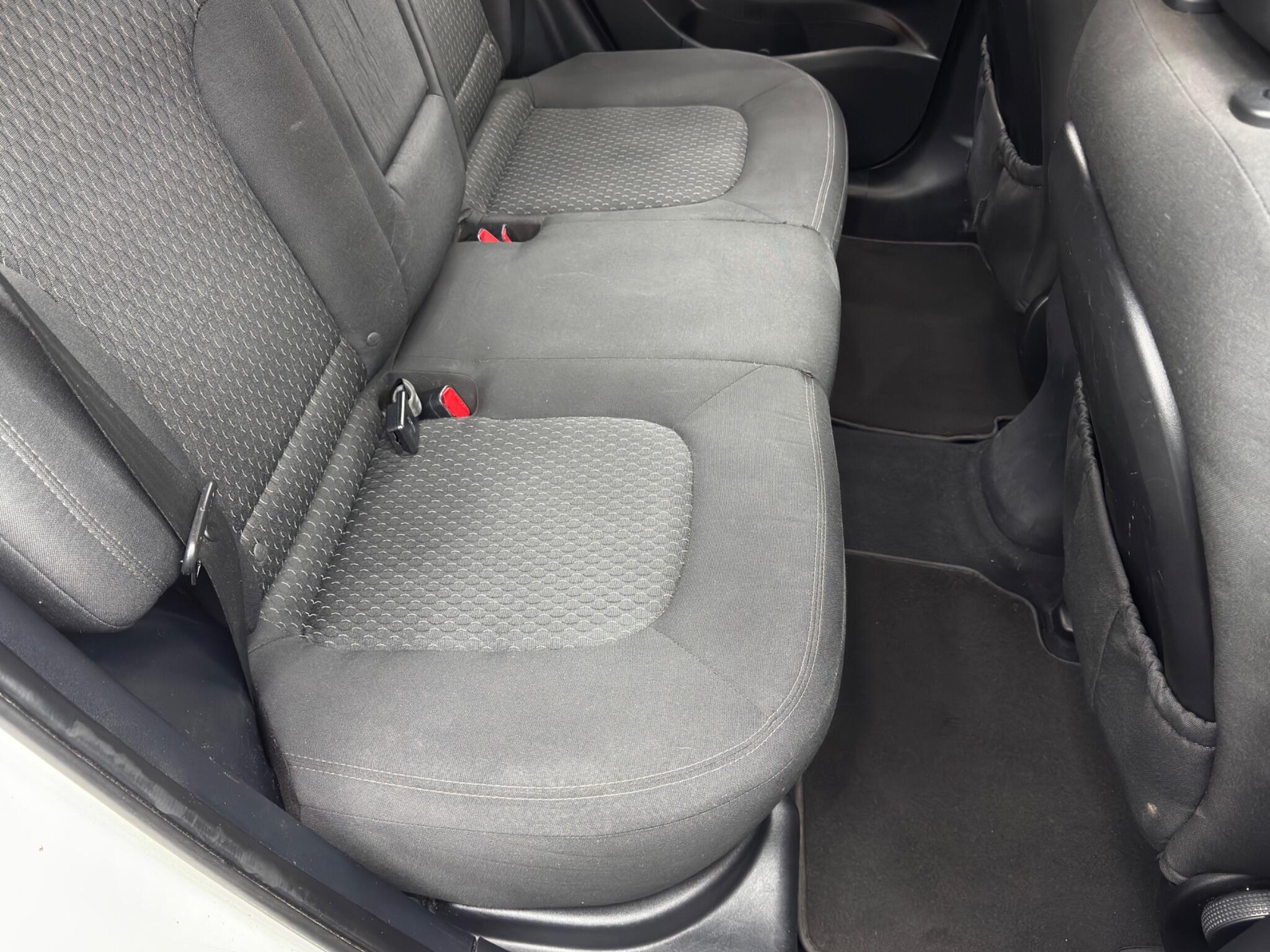 Hyundai ix35 - Image 16
