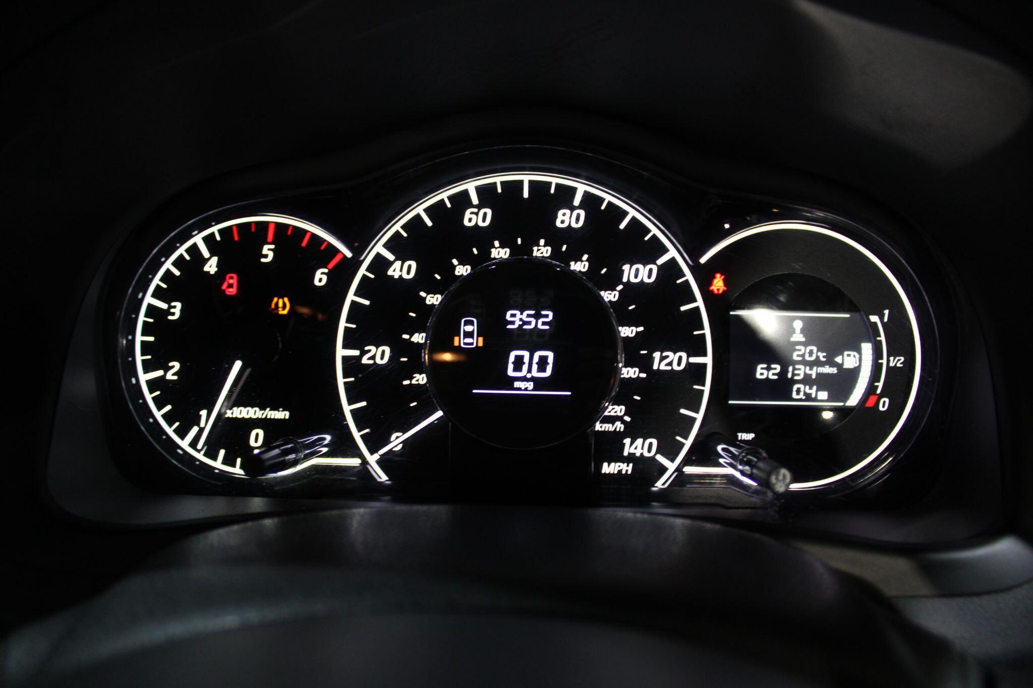 Nissan Note - Image 11