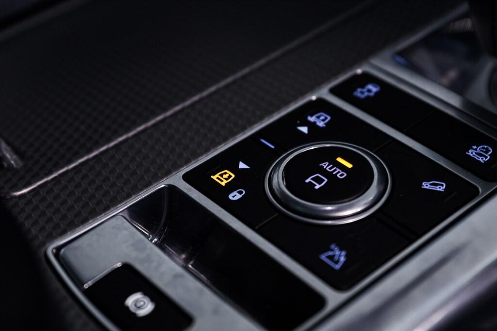 Land Rover RANGE ROVER SPORT - Image 20